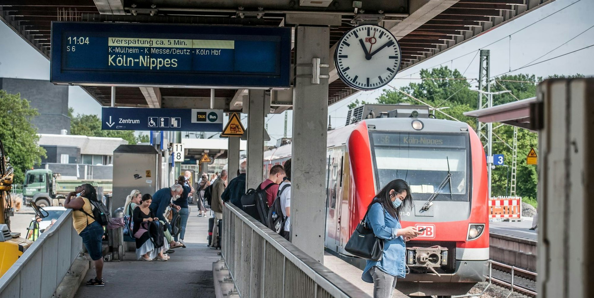 DB-RRX-BHF-Mitte_rar_rle_05192022ALF_8261