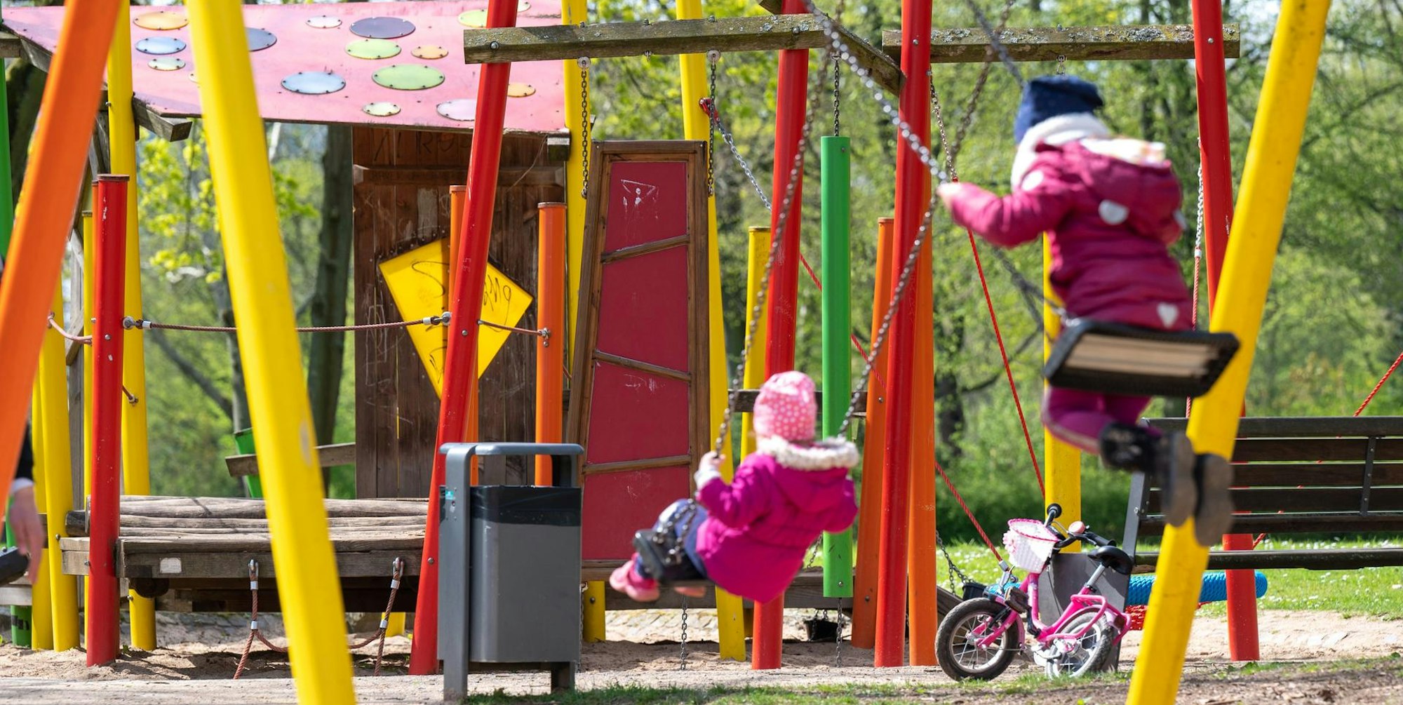 Kinder Leverkusen Symbolbild