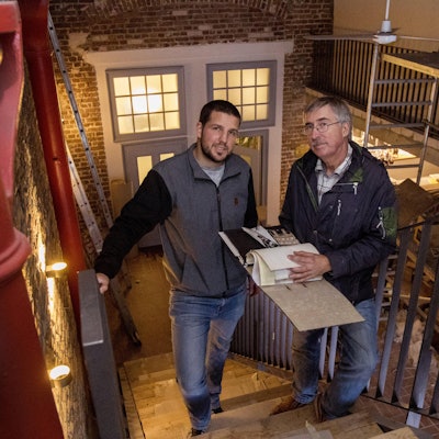 MDS-KSTA-2017-11-09-71-124838145