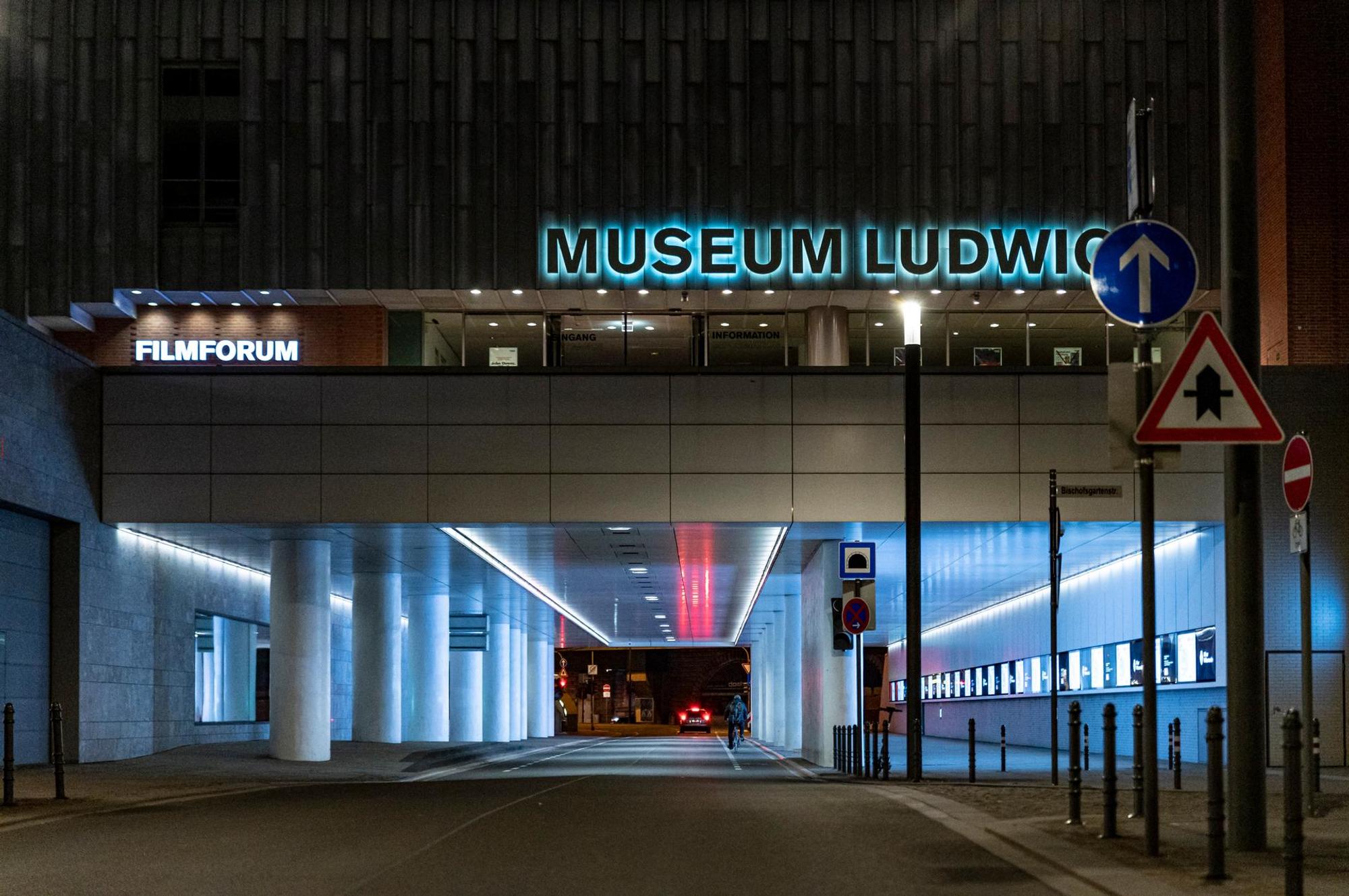 Ausgangssperre 2