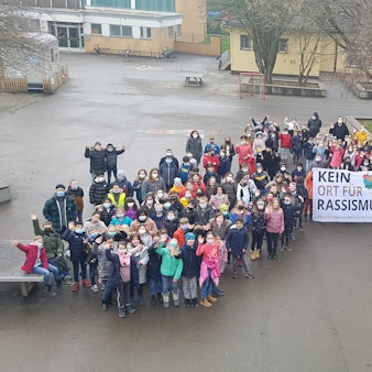 20220224-bed-kein-ort-fuer-rassismus-anton-heinen-schule (2)