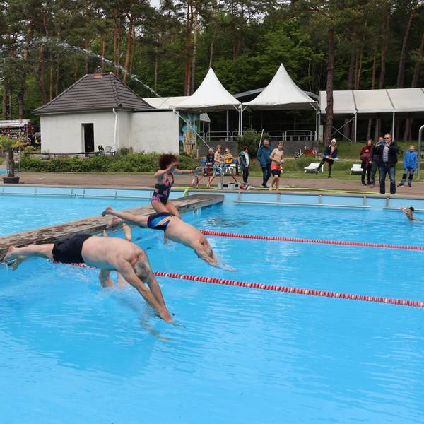 Saisoneröffnung Waldbad