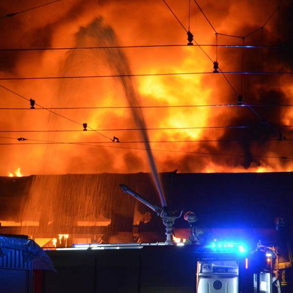 Brand Düsseldorf Rheinbahn 2