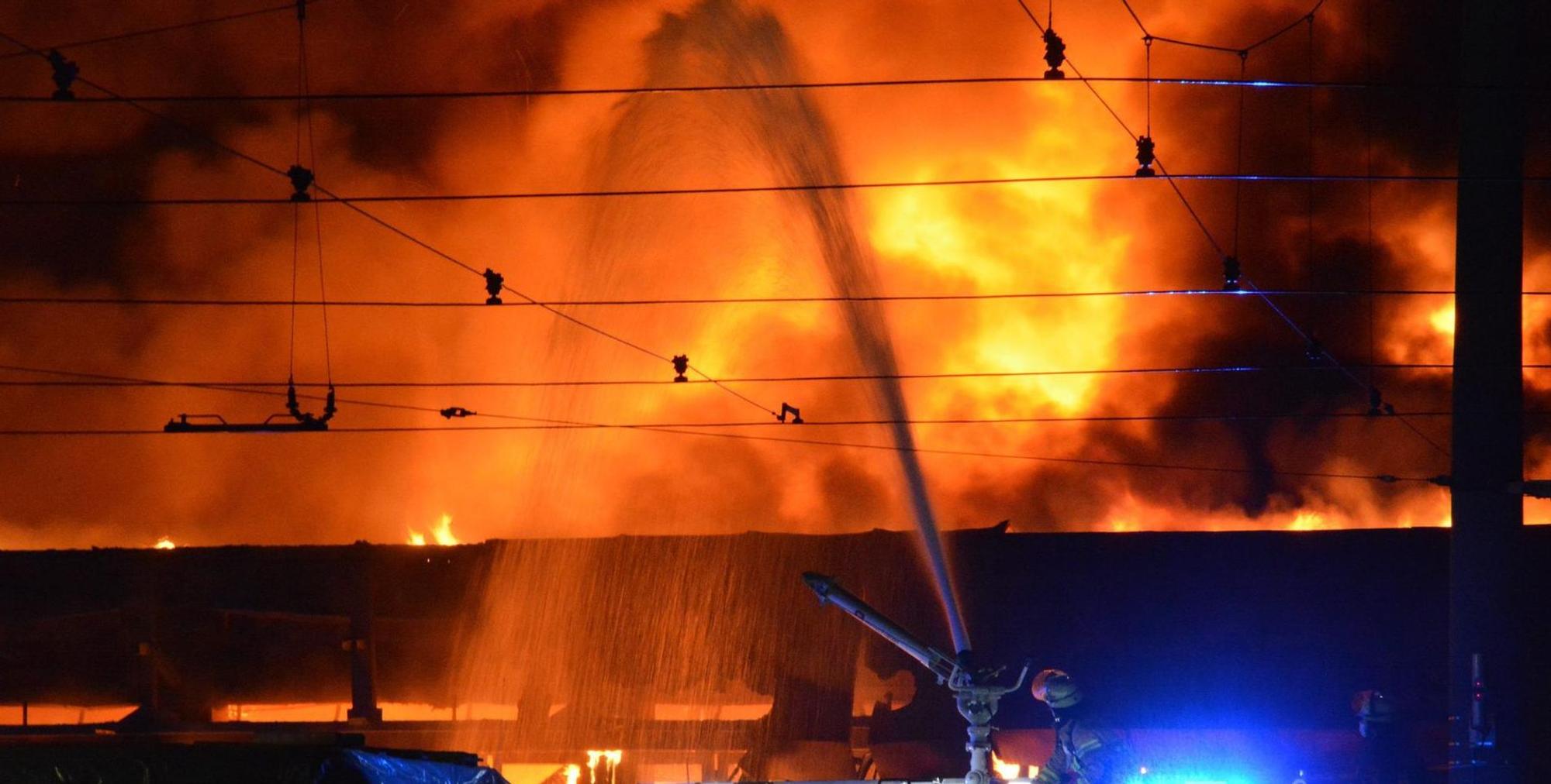 Brand Düsseldorf Rheinbahn 2