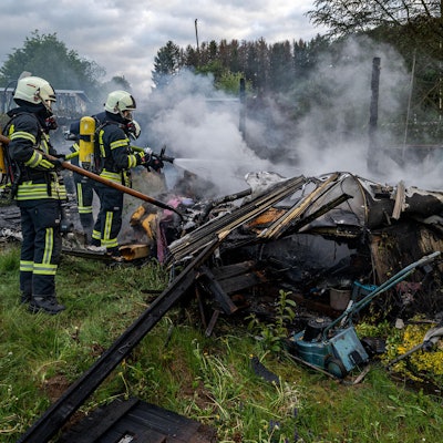 2020_05_11_Marienheide_Wohnwagenbrand_1