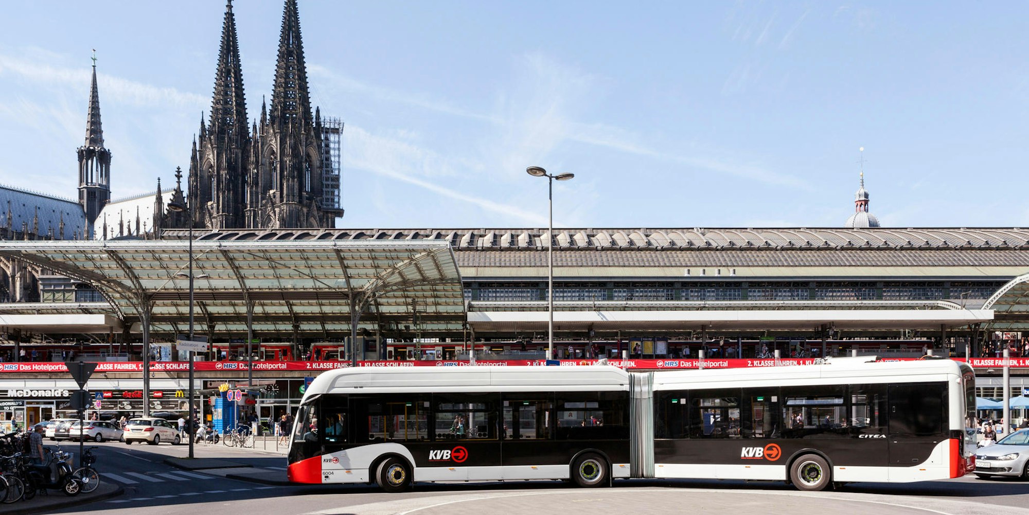 Pressebild_E_Bus_2