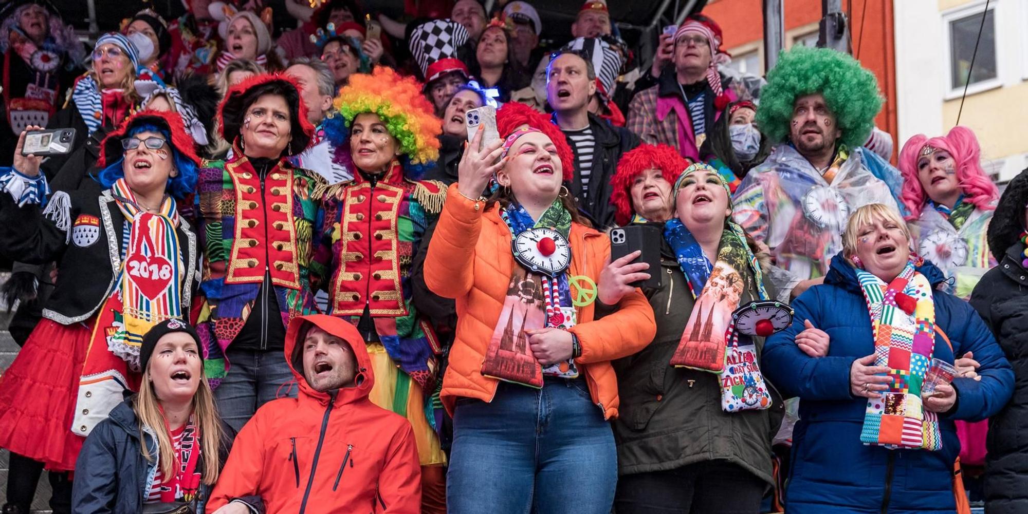 Weiberfastnacht in Köln