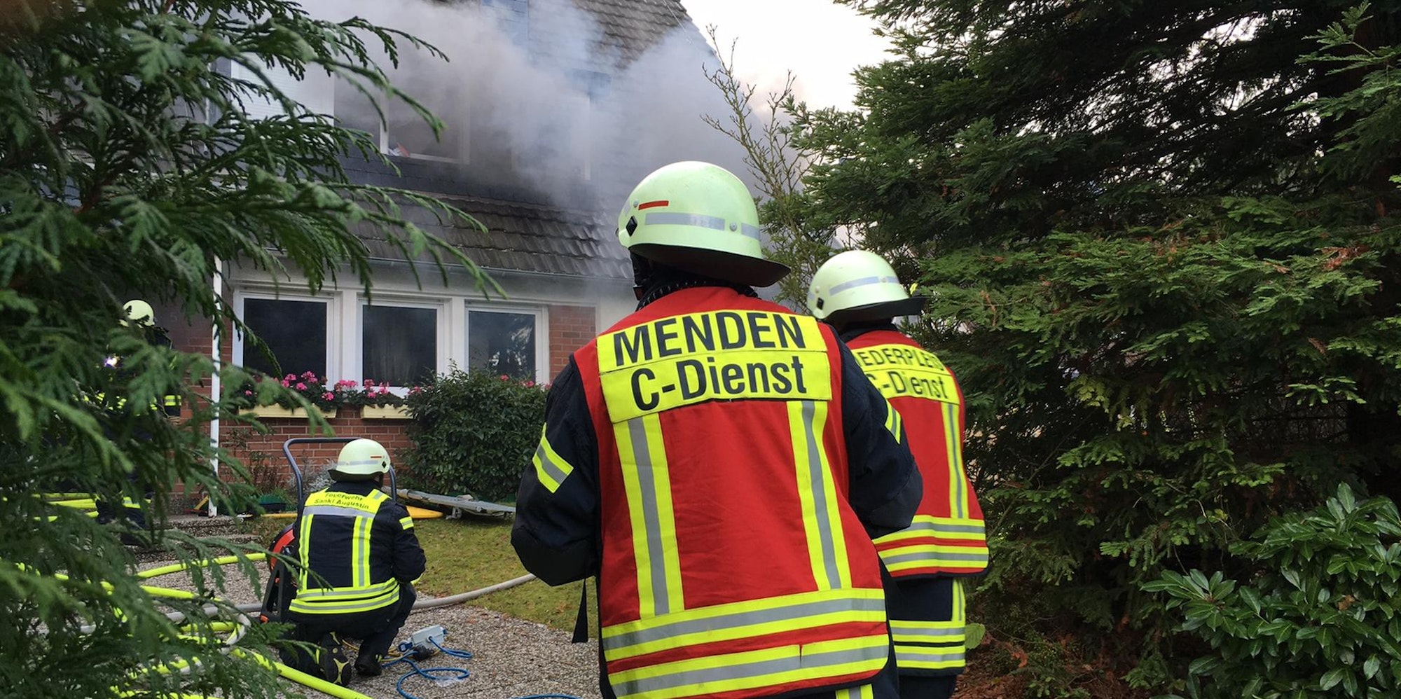 Brand Sankt AugustinHangelar (1)