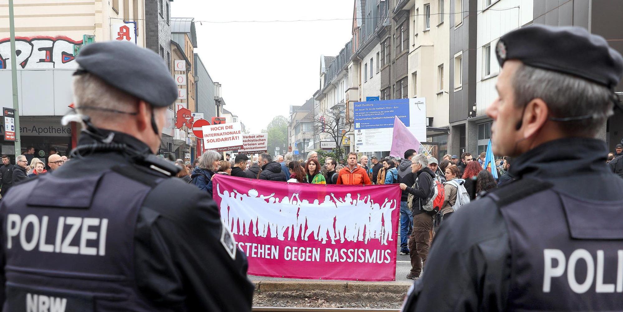 Polizei 1 Mai Duisburg