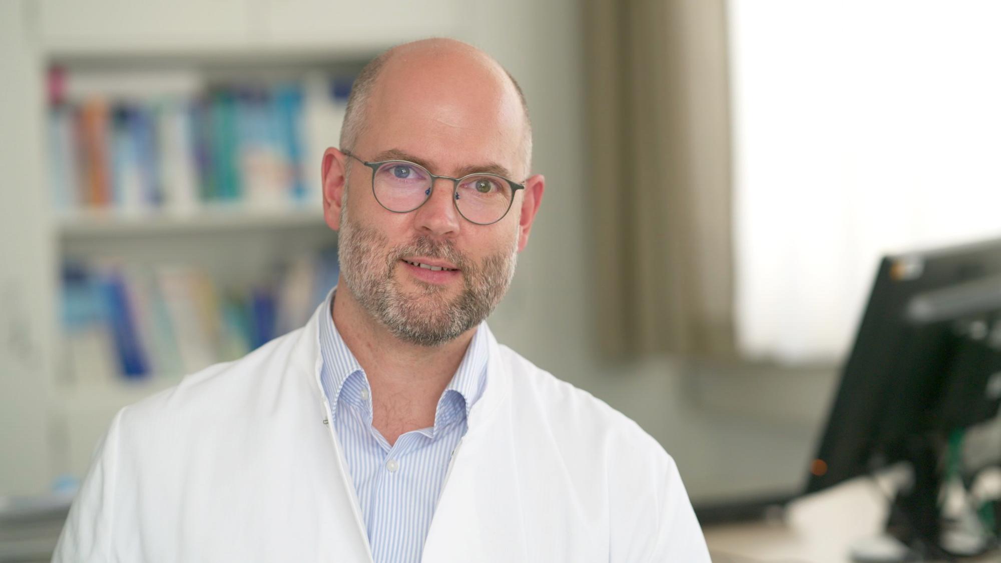 Dr._Roukens_2