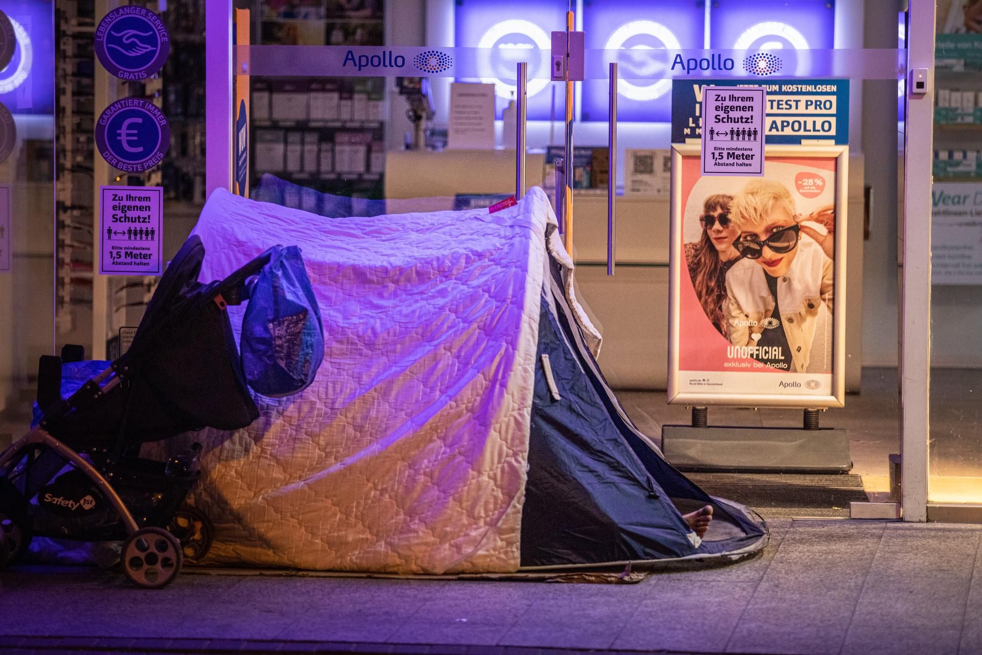 obdachlos_Zelt