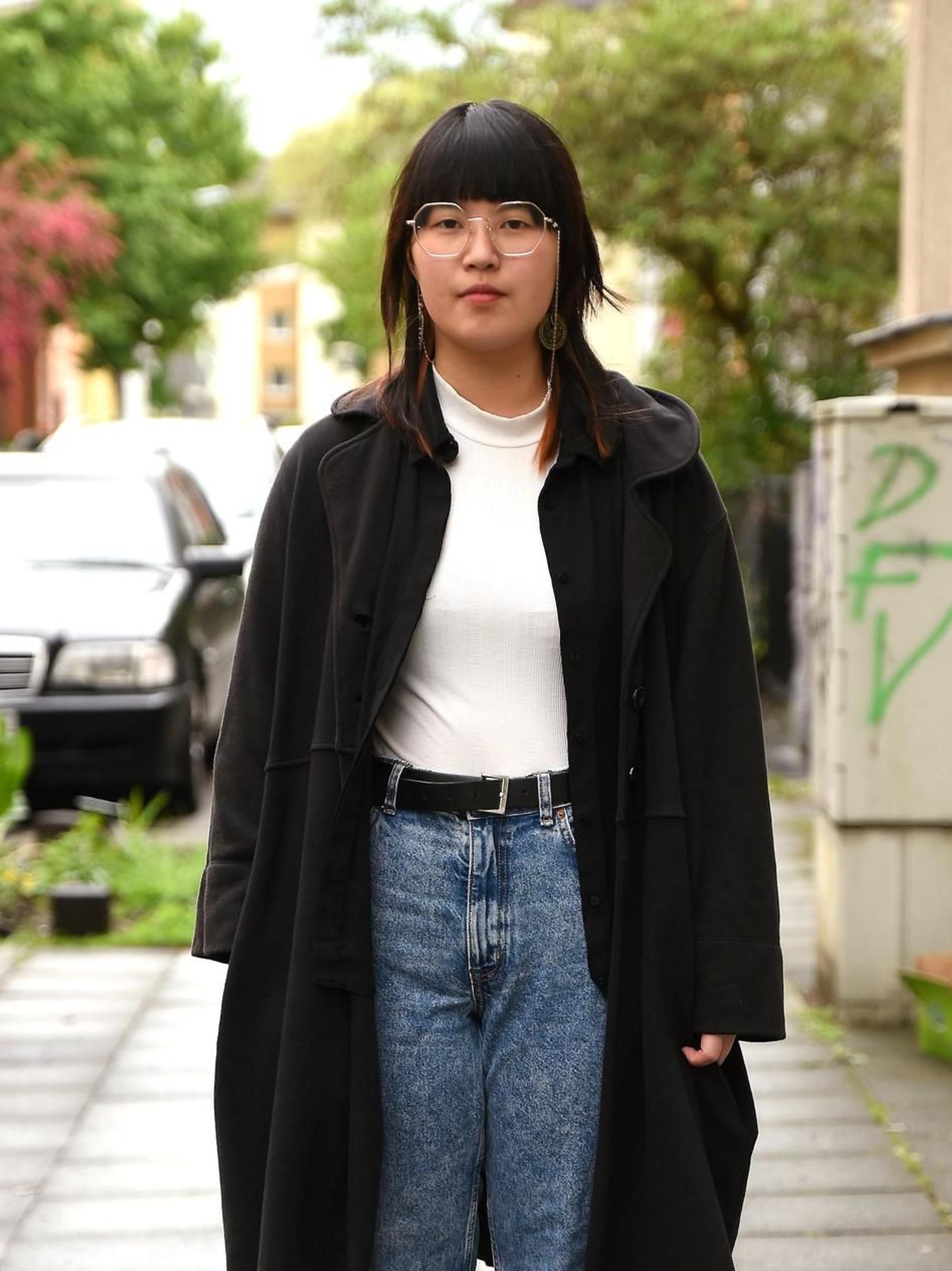 Xueling Zhou 3