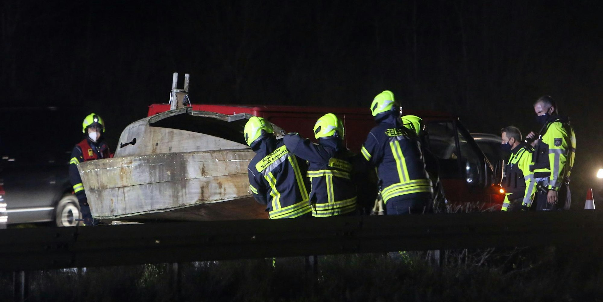 k unfall mit boot a3 thomasberg 1 rkl