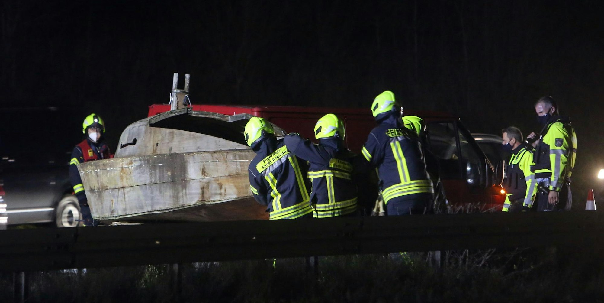 k unfall mit boot a3 thomasberg 1 rkl