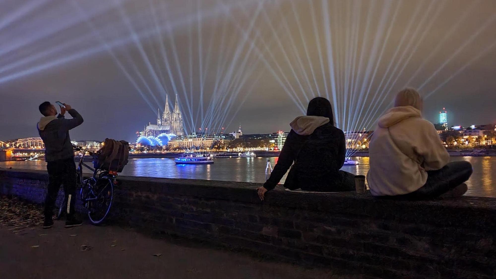 401 Lightshow Rhein 2