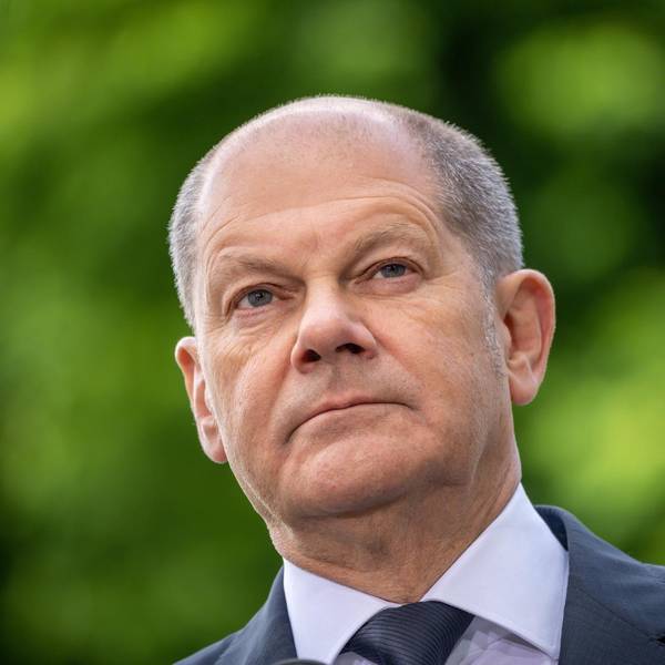 Olaf Scholz vor Ukraine-Resie