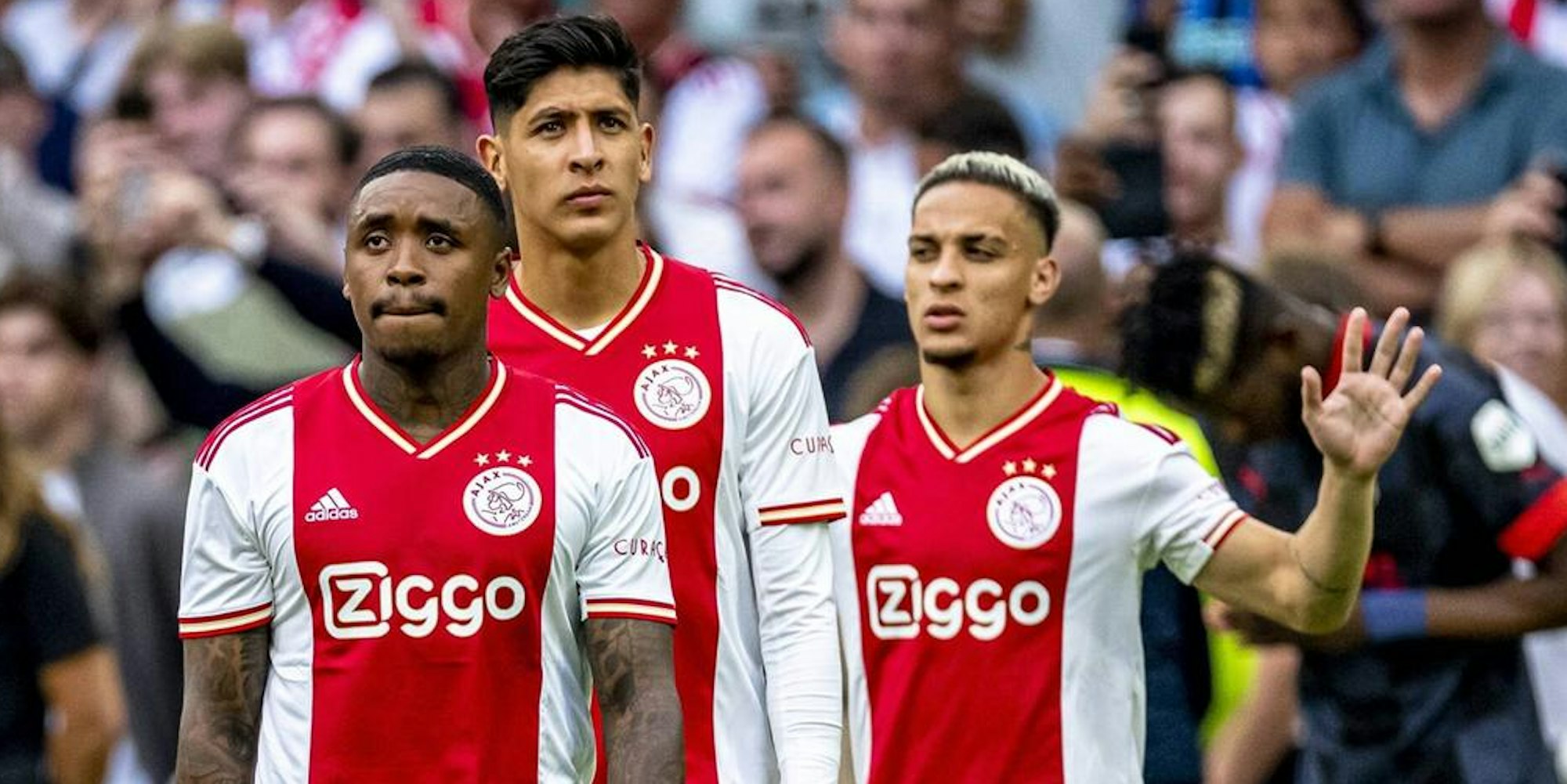 Ajax Profis auf dem Rasen