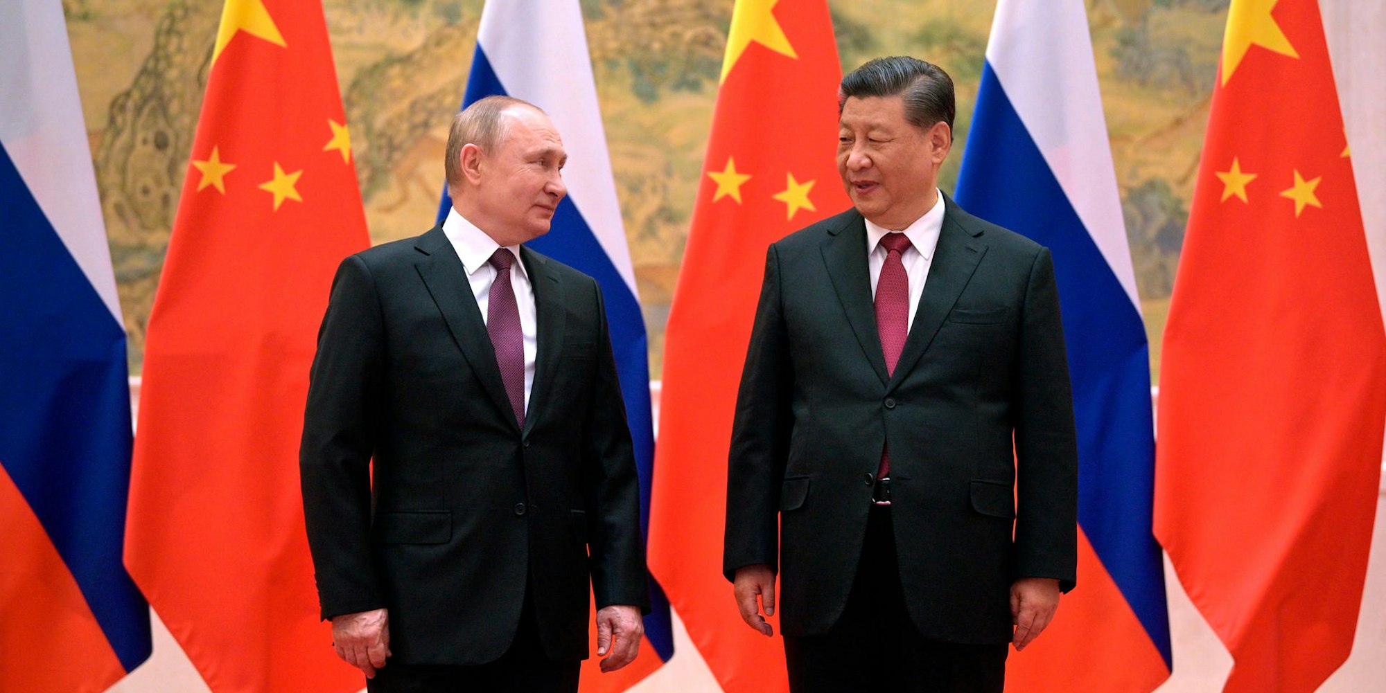 Putin Xi Flaggen 2
