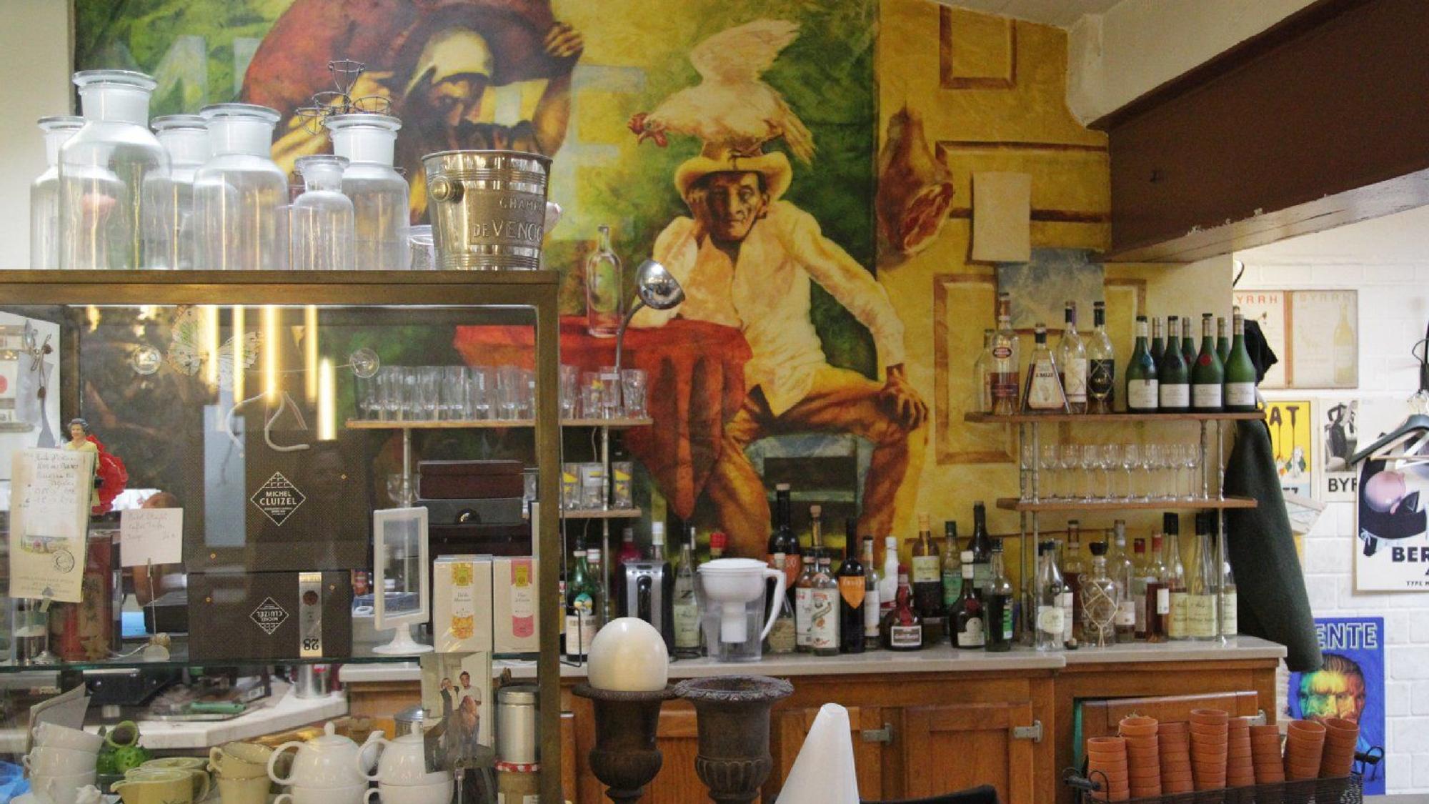 Die Theke in der L'imprimerie im Kölner Stadtteil Bayenthal.