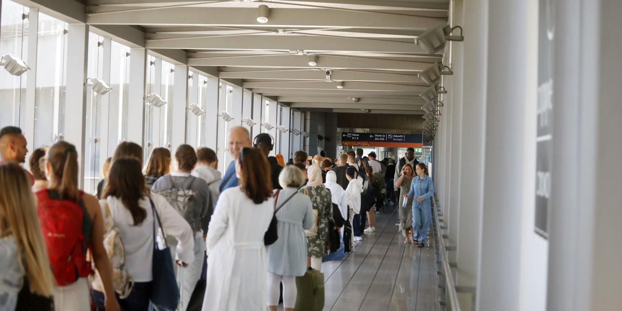 rde-Flughafen-Koeln-Samstagmorgen11