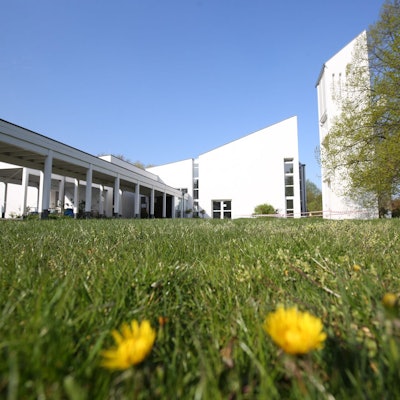evangelische_emmaus_kirche_heisterbacherrott_2