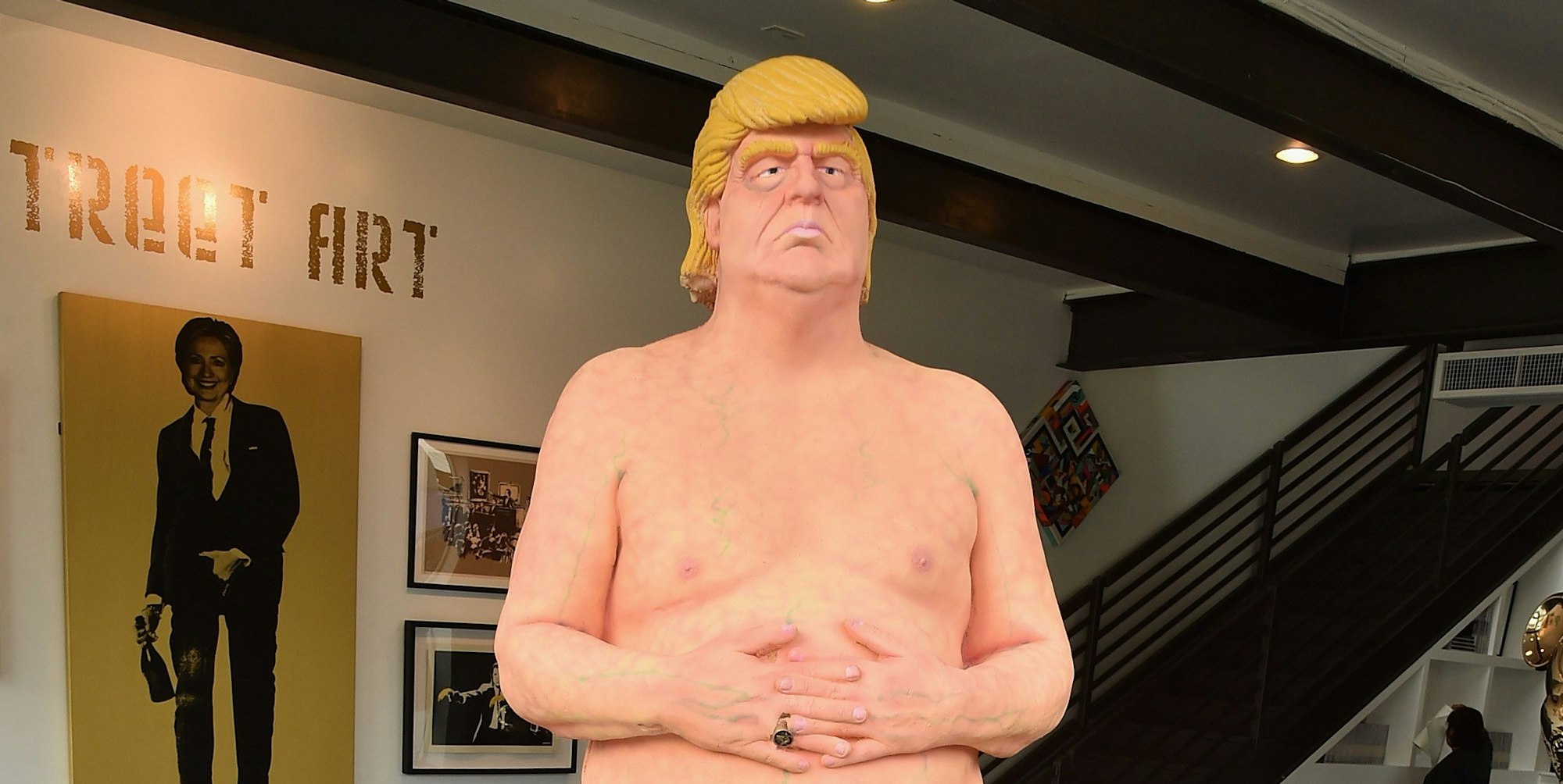 naked trump 1