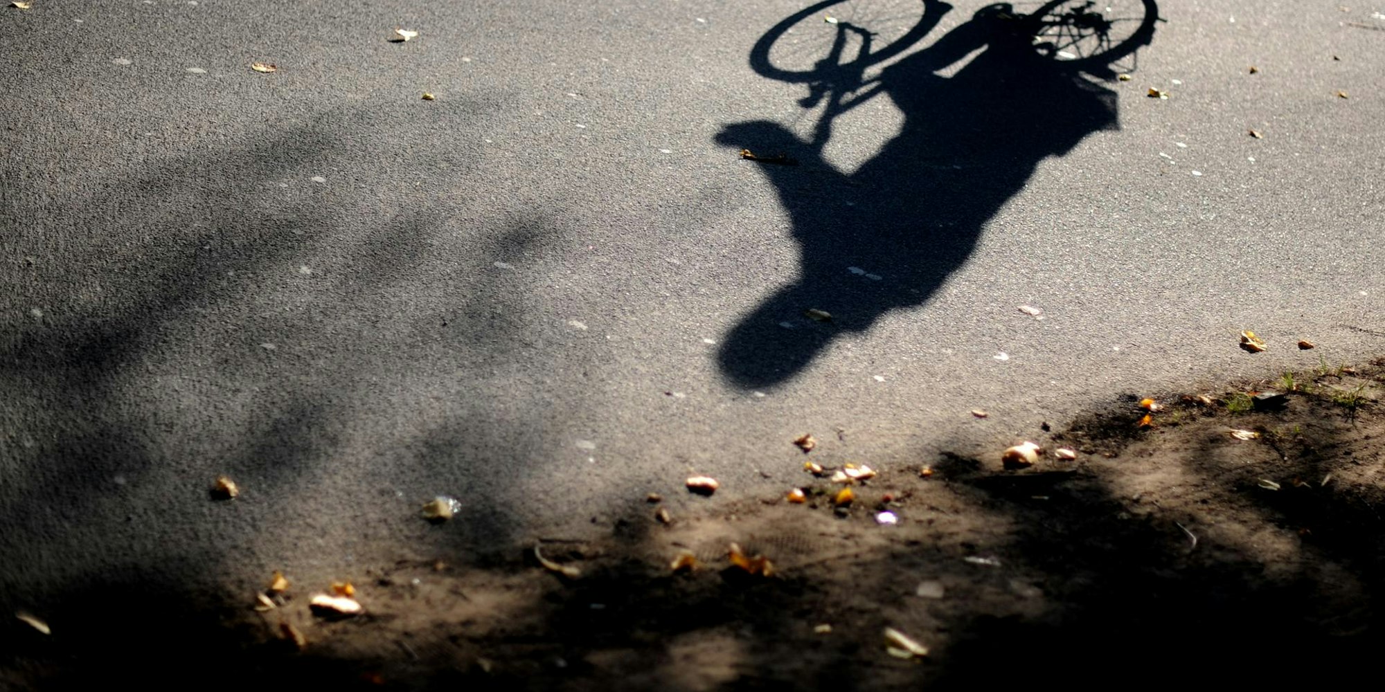 Radfahrer_Symbolbild_Schatten