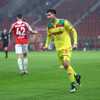 21147A41-0F73-40D1-8AAA-501E65176C7D