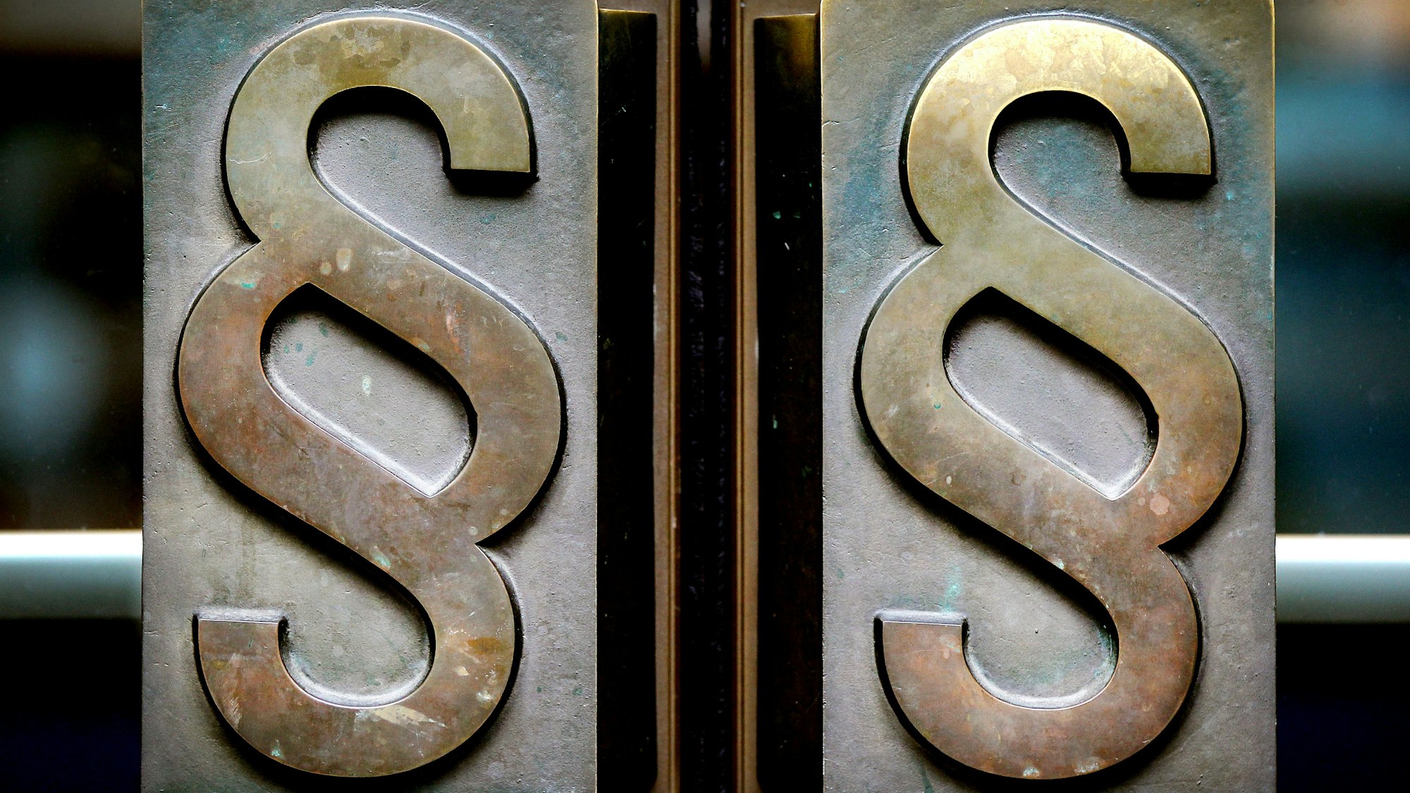 Der Eingang zum Bonner Landgericht.