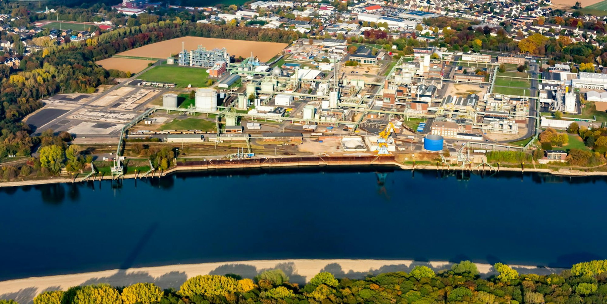 Luftbildaufnahmen_Evonik_Standort_Lu¦êlsdorf