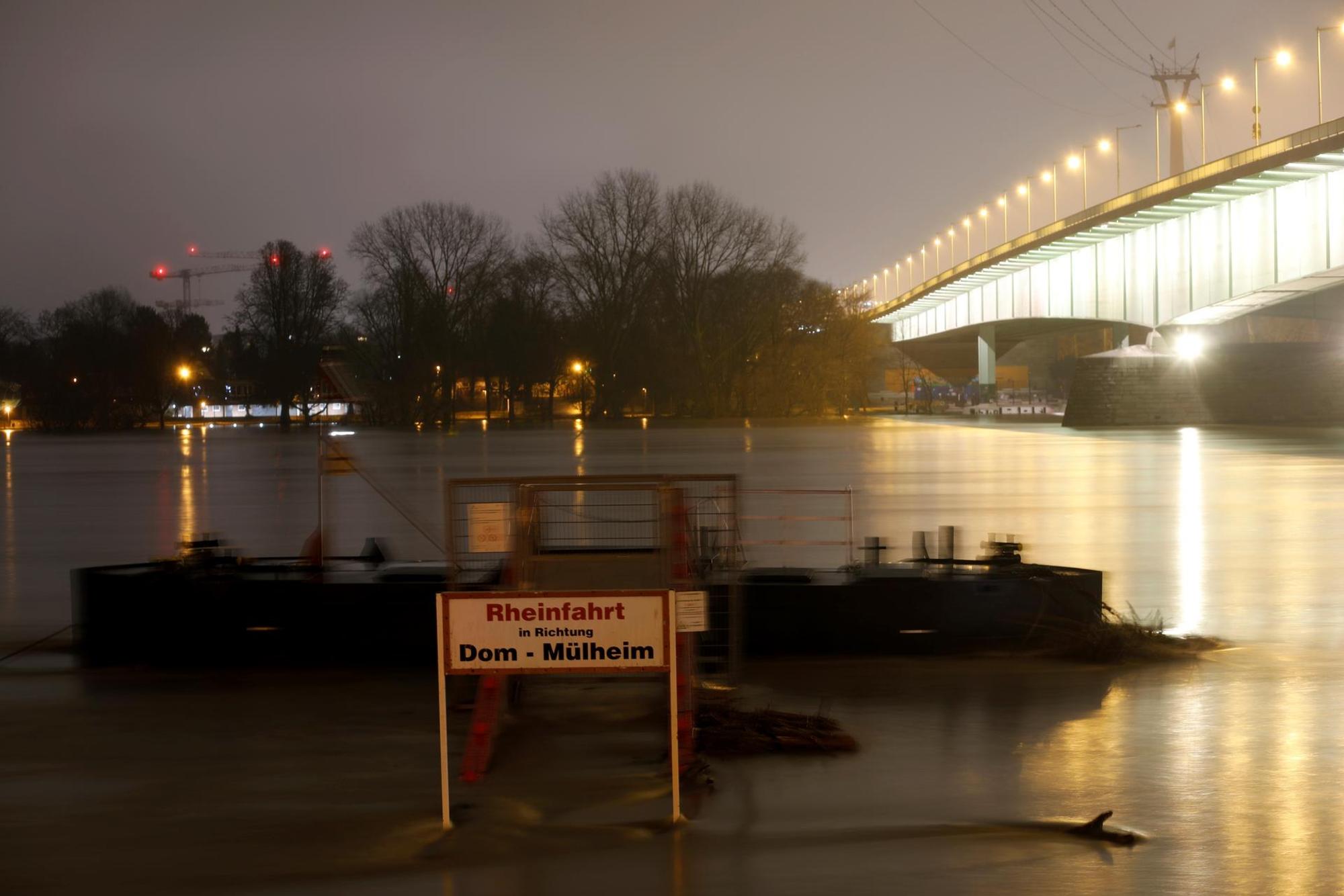 Hochwasser Mülheim KRASNIQI