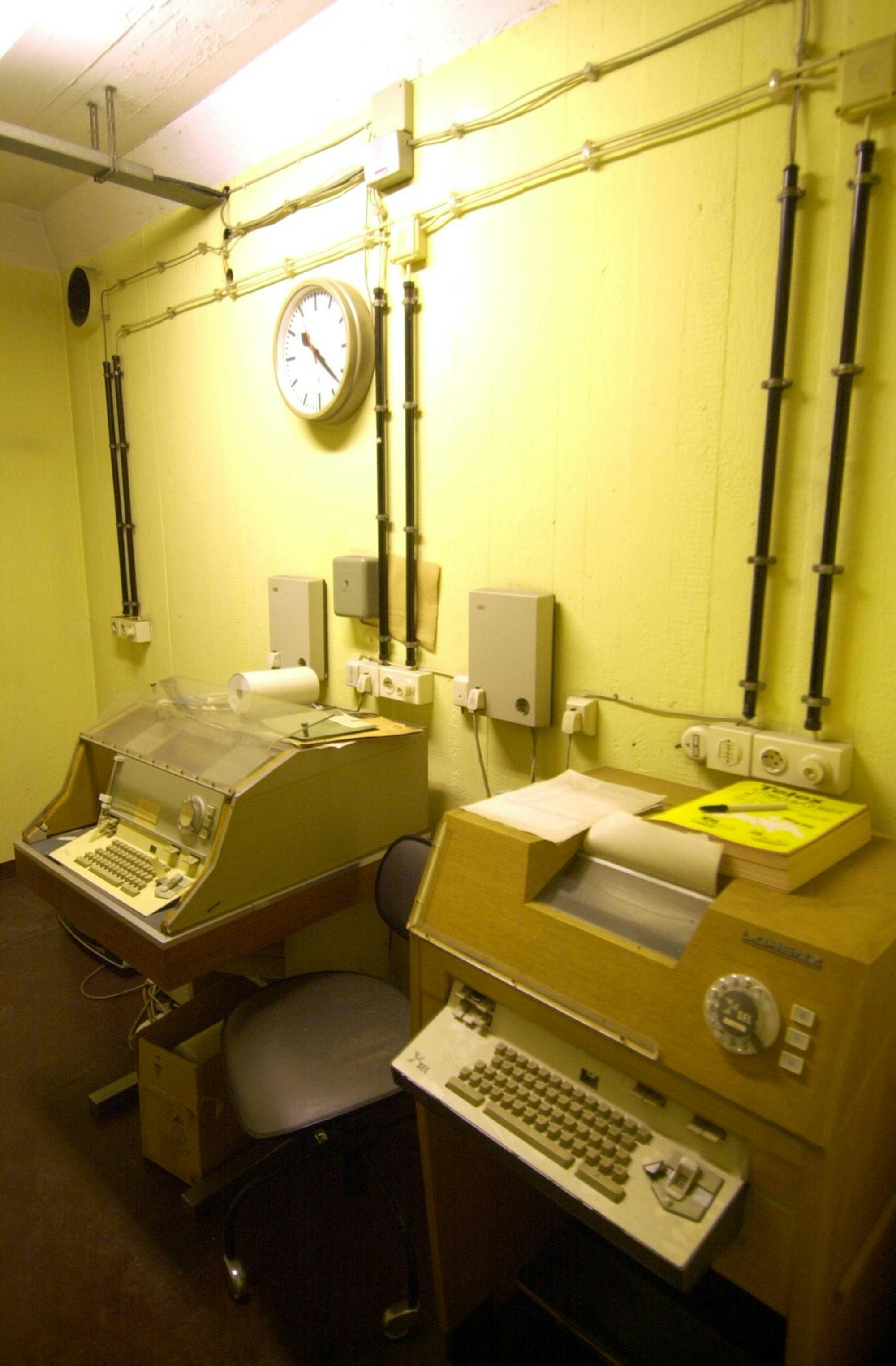 archiv-krieger-atombunker_rar_rle_09052005DSC_6401