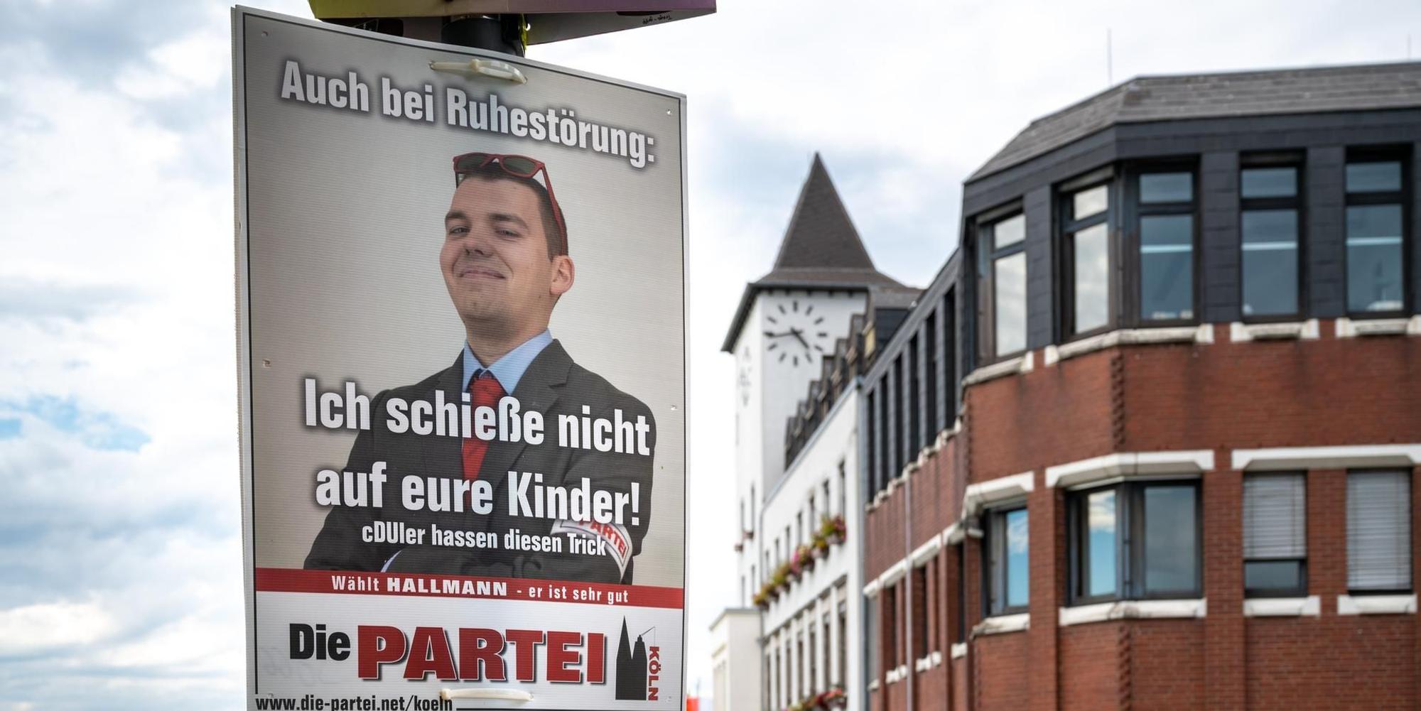20200821-UWE-DieParteiPlakatPorz-001