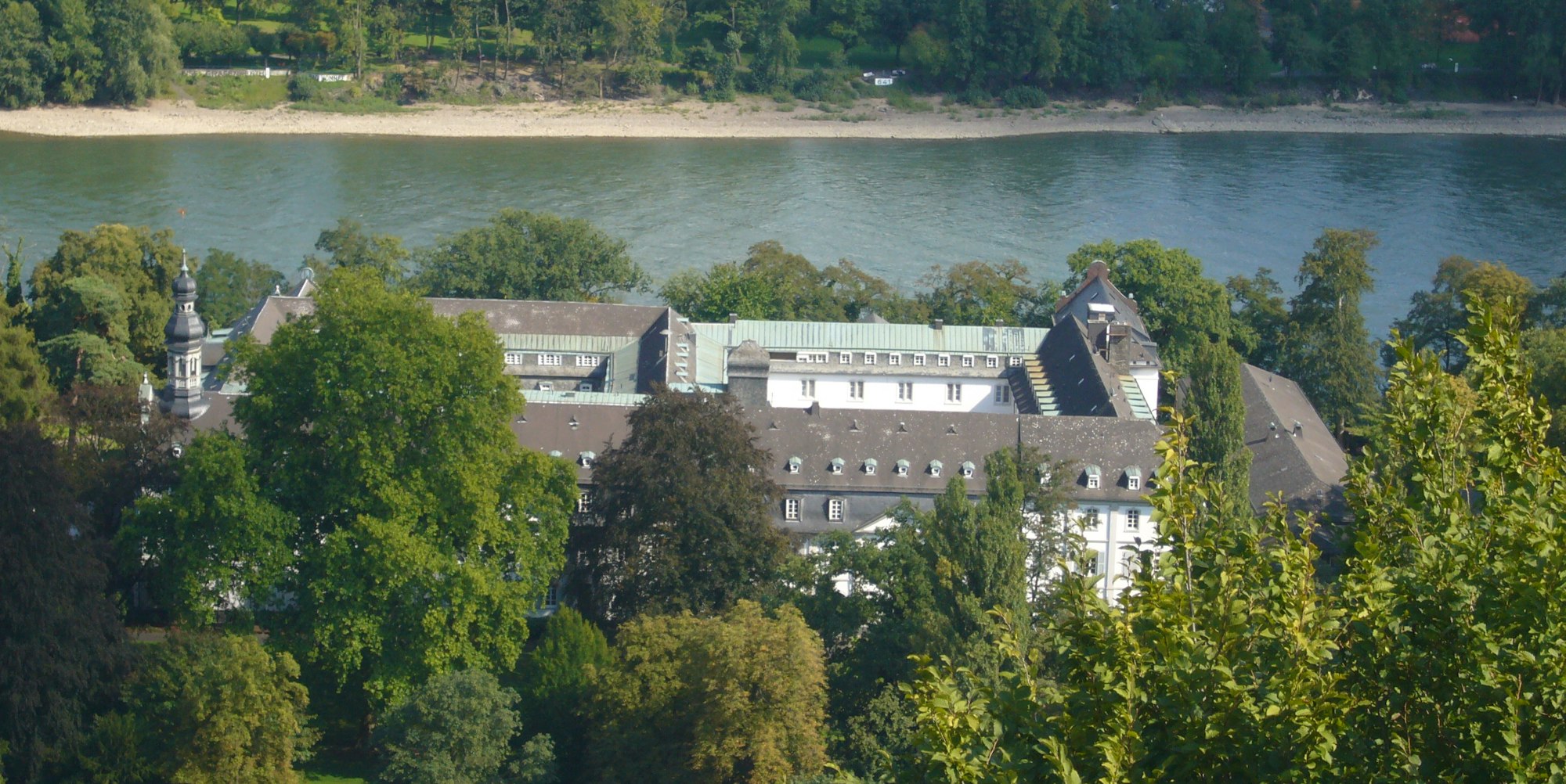 Kloster_Nonnenwerth_Vogelperspektive