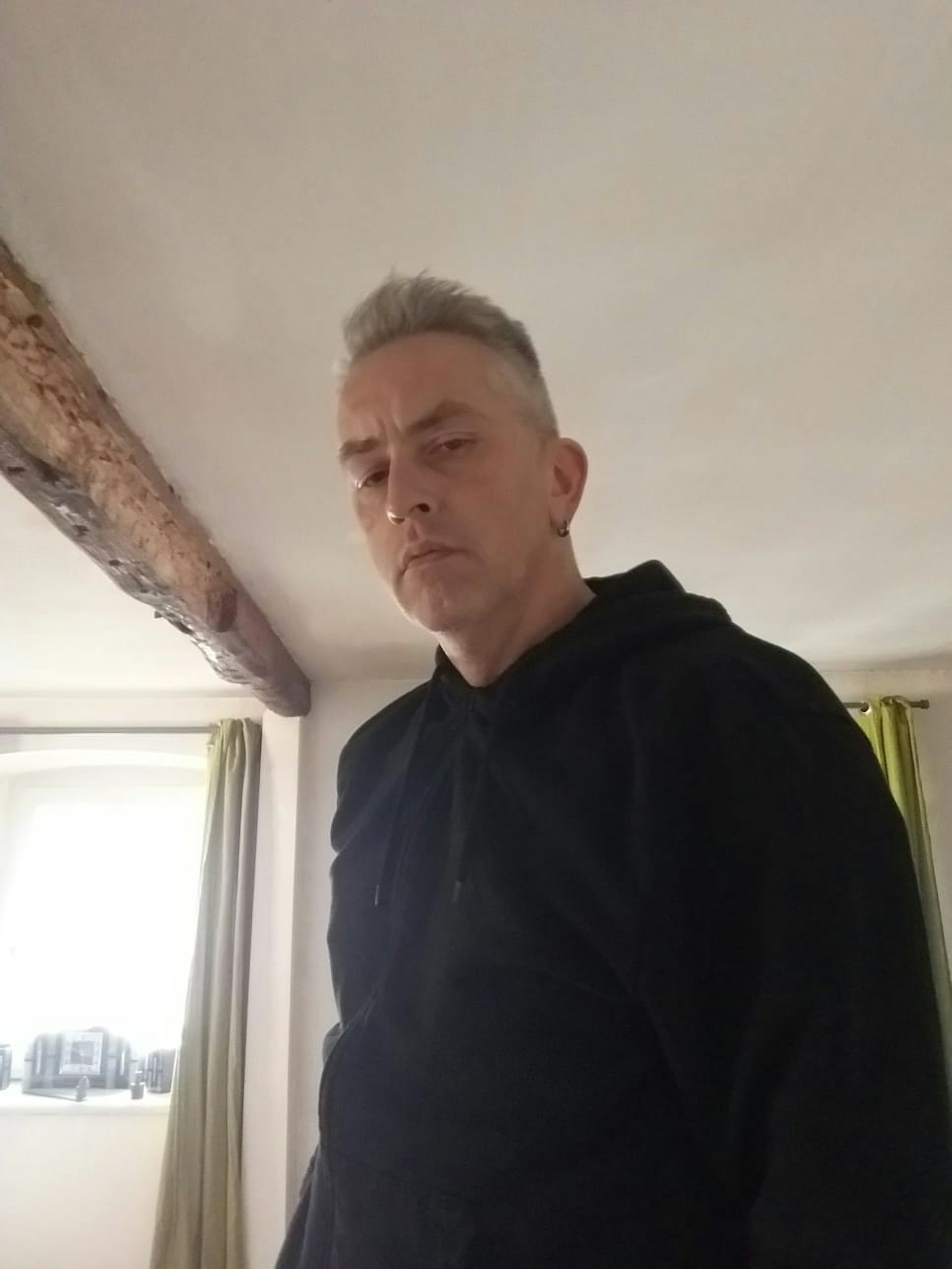 Marcus_Muehlhause_Corona-Fall