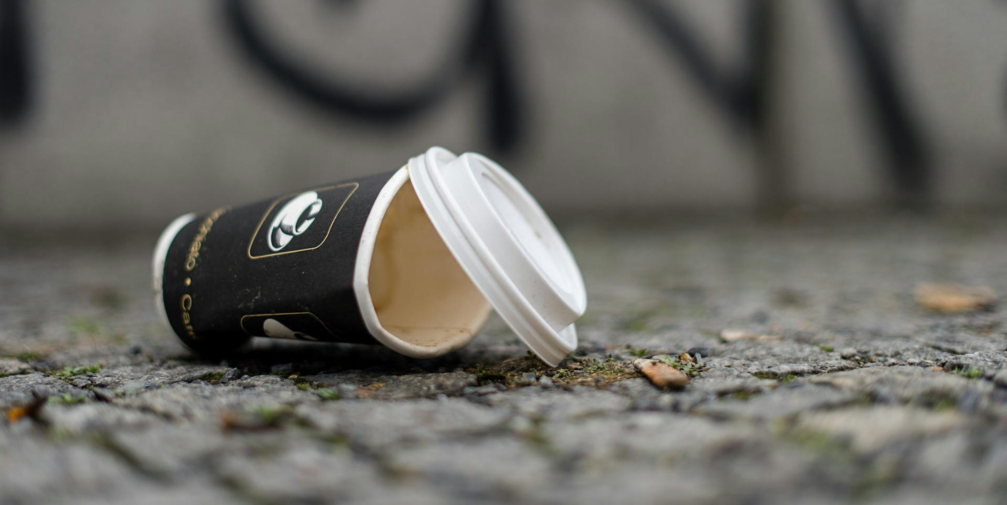 Kaffeebecher Symbolbild