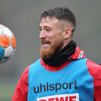 BBE3CB29-4E75-4826-9F0E-4E63E2AC7BF1