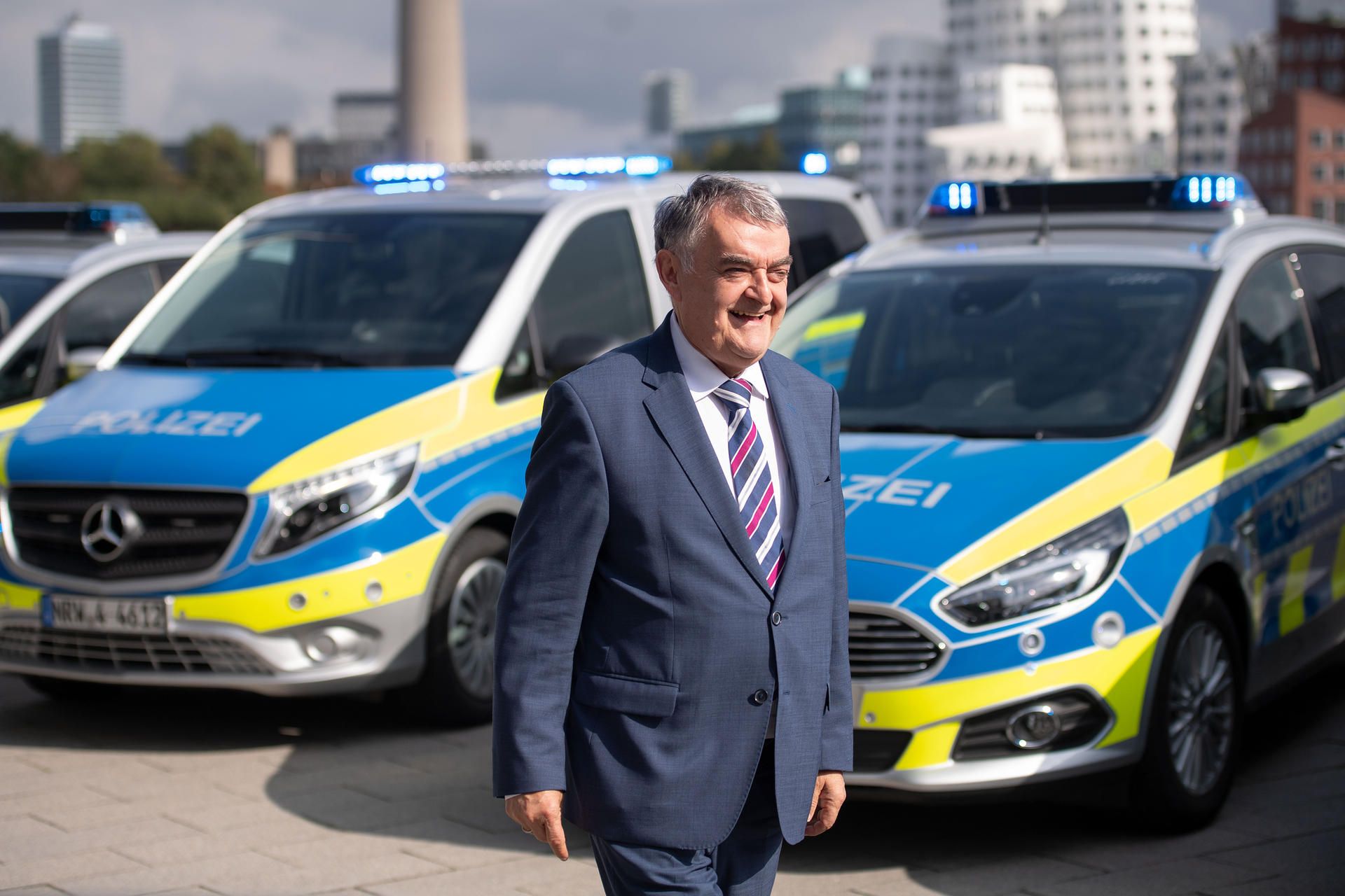 Neue POlizei Busse 3