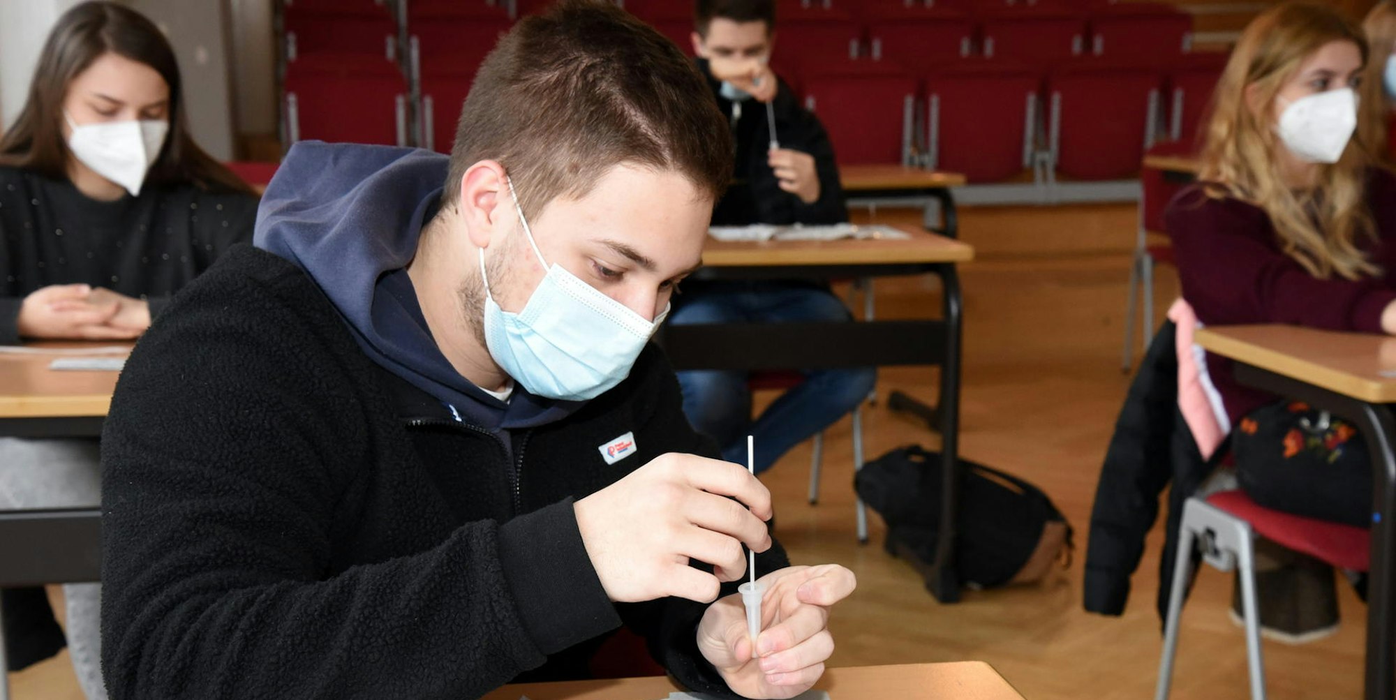 CoronaTestProjekt_GymnasiumNuembrecht