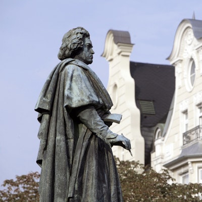 Beethovenn-Statue_Muensterlpatz2_c_Michael_Sondermann