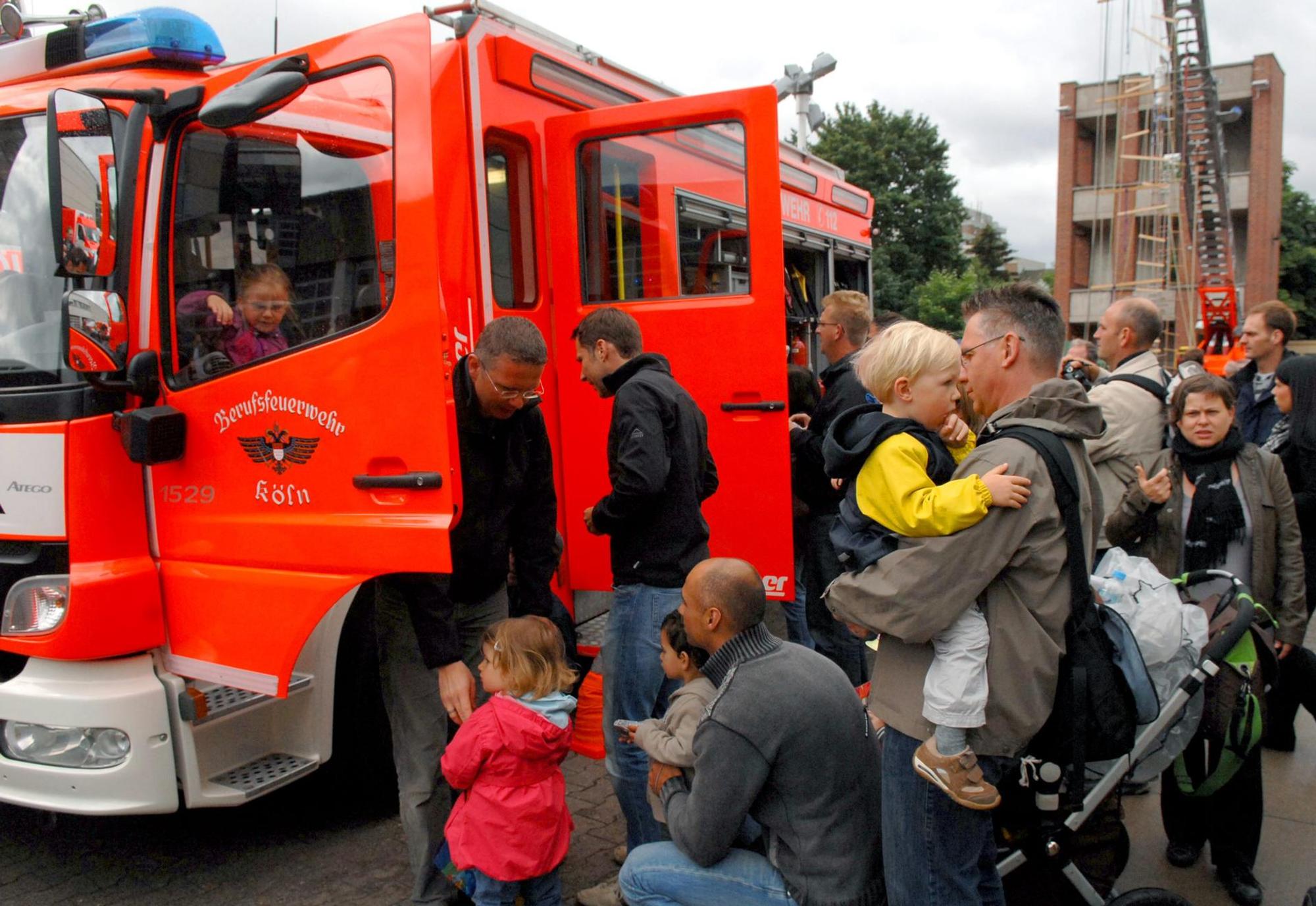 feuerwehr Weidenpesch 060817