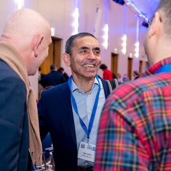 sahin gürzenich_002