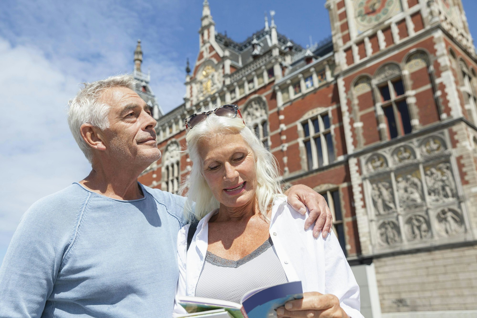 paar_sightseeing_imago