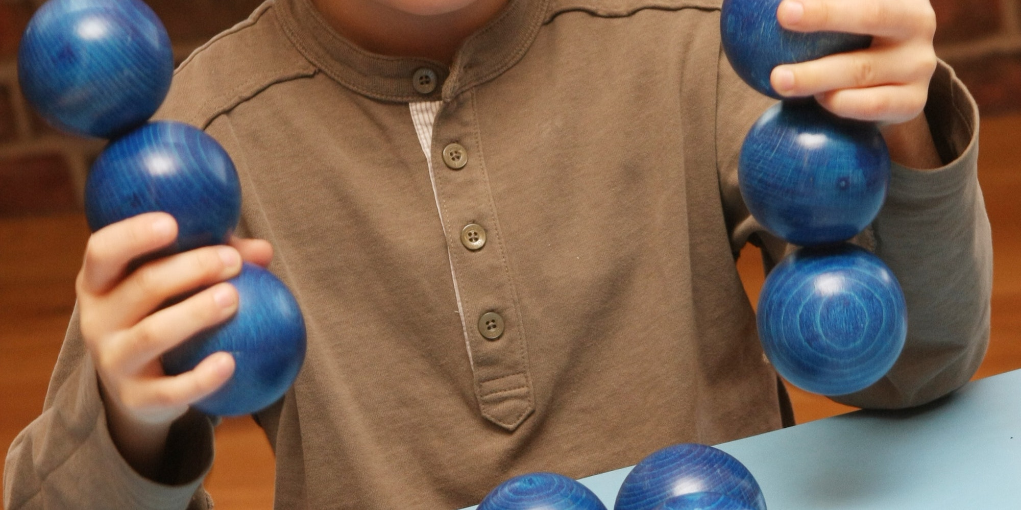 Mini-Mathematikum-Knobeltisch-01