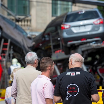 Schaulustige_bei_Unf_50237333