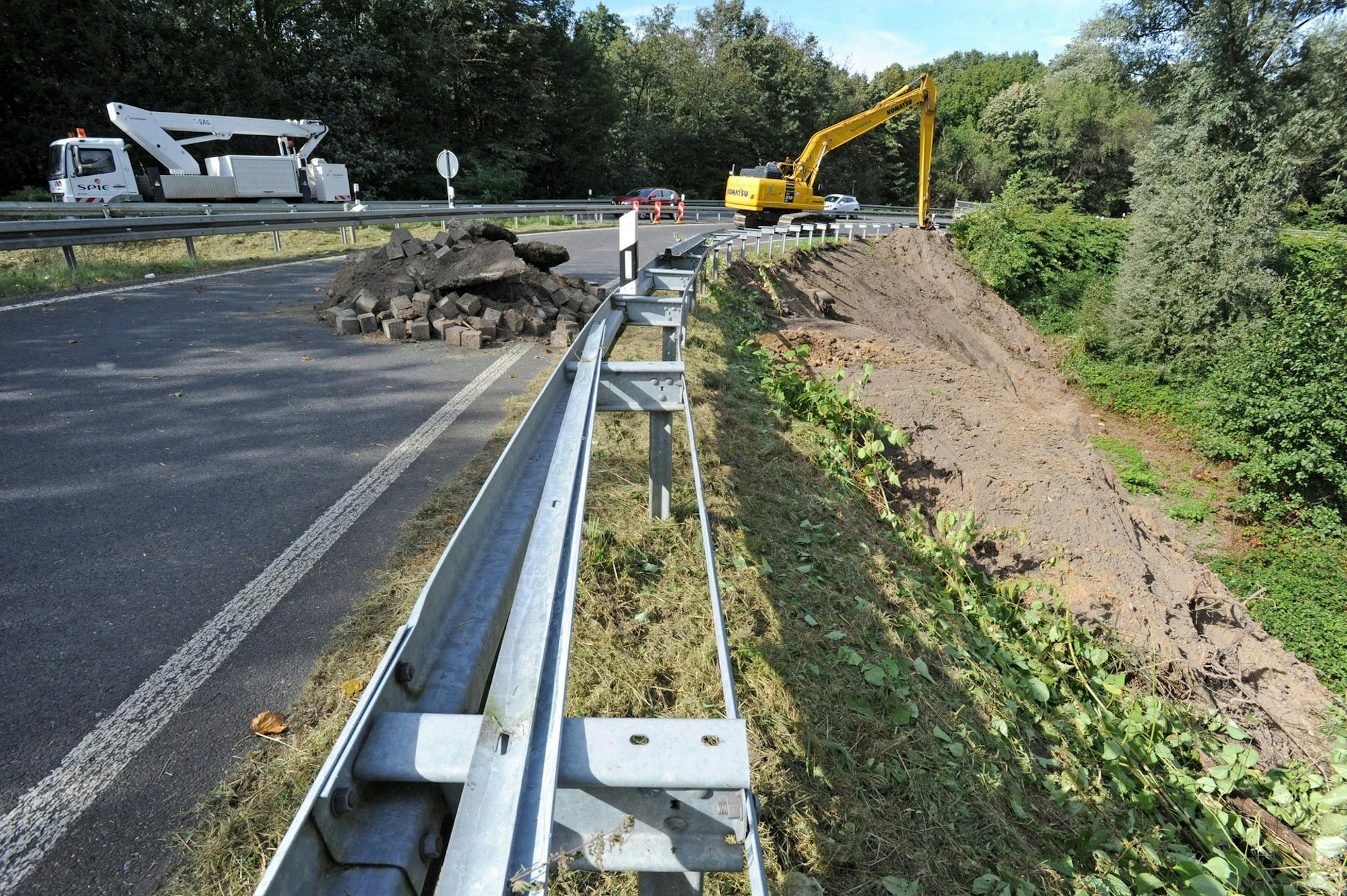 WU_gesperrte-autobahnabfahrt_(2) (1)