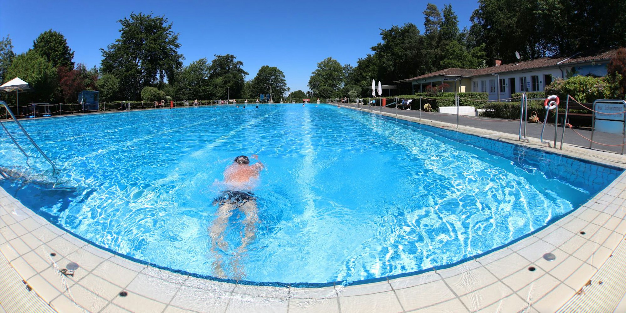 Eroeffnung_freibad