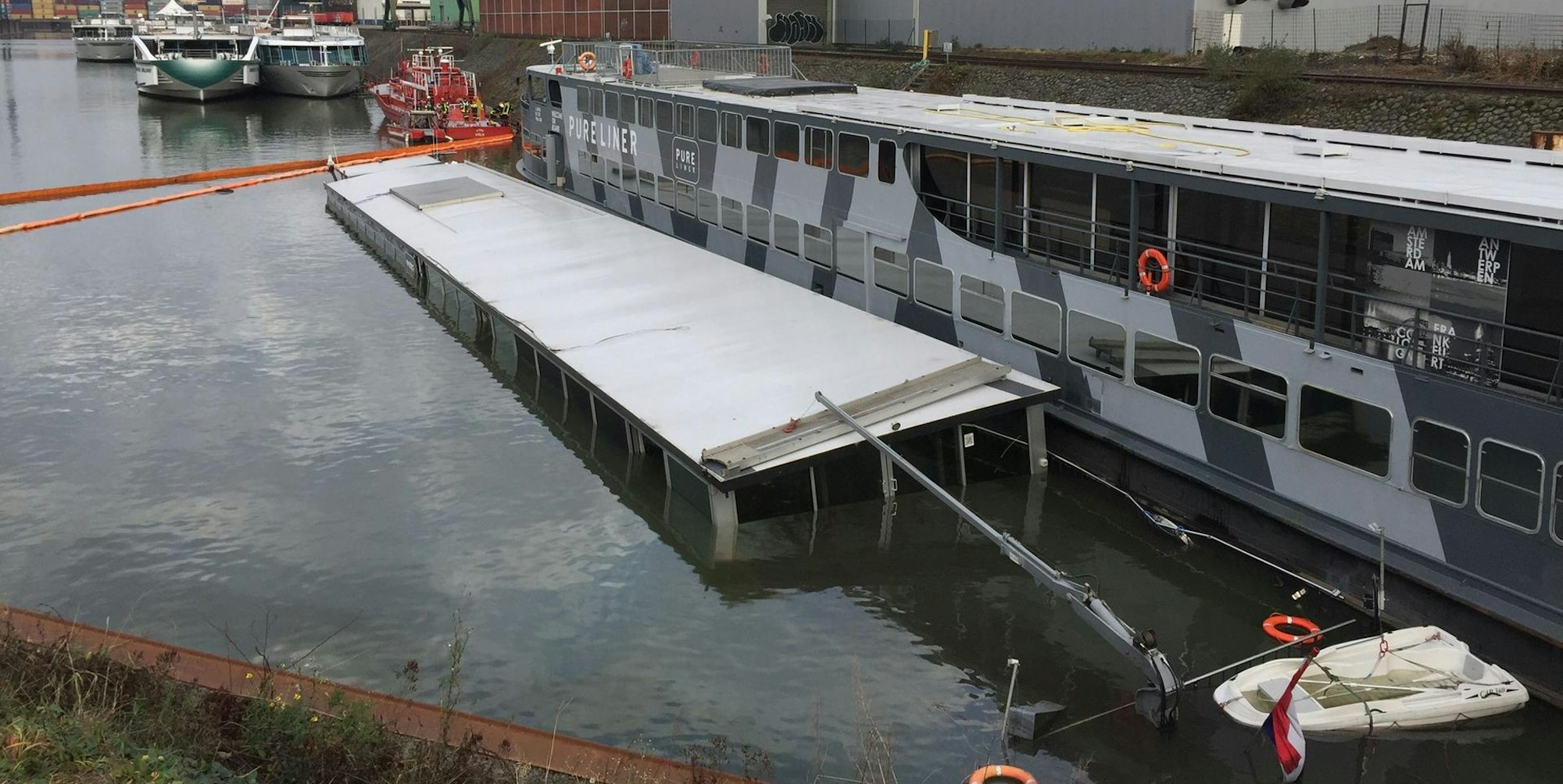 Partyschiff gesunken