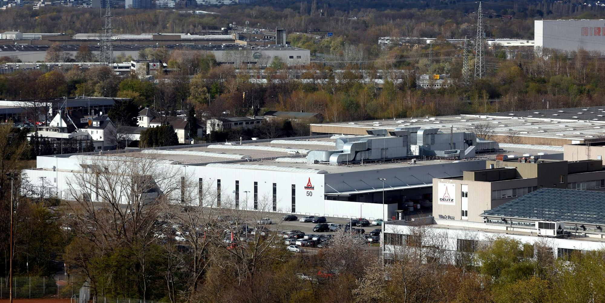 Deutz Hauptsitz in Porz-Eil
