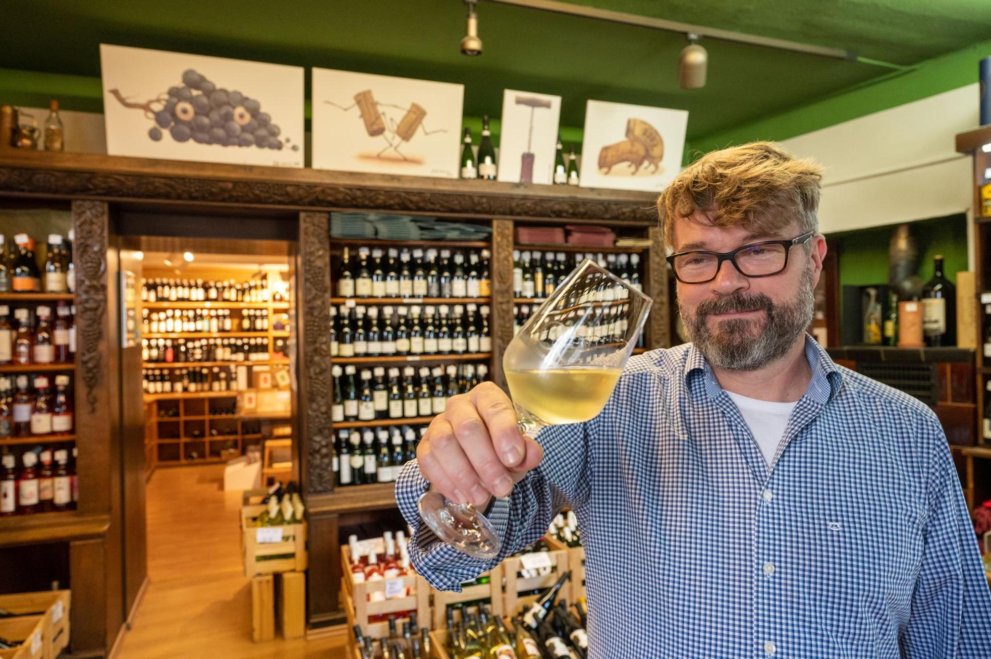 René Zweiacker vom Weinhaus Kleefisch in Nippes